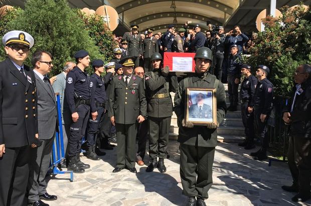 Diyarbakır’da şehit düşen Uzman Çavuş Sergen Çakmak son yolculuğuna uğurlandı