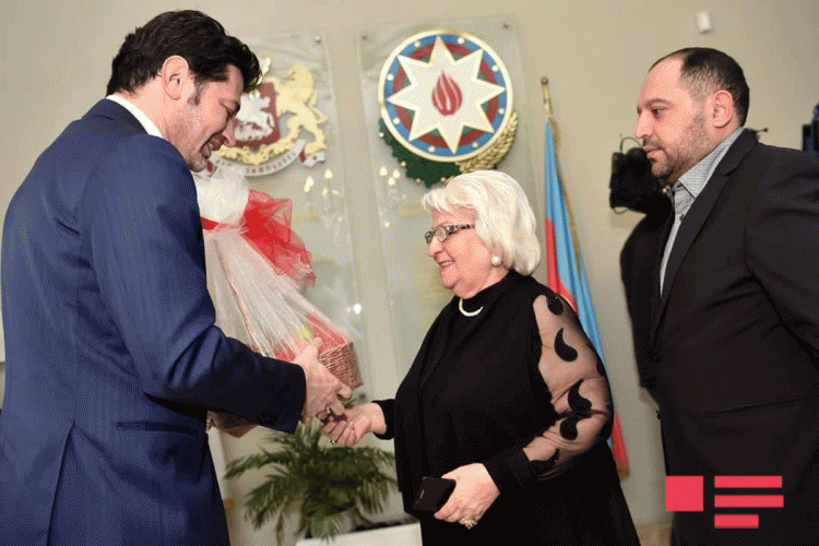 Tbilisi meri azərbaycanlıları Novruz bayramı münasibətilə təbrik edib