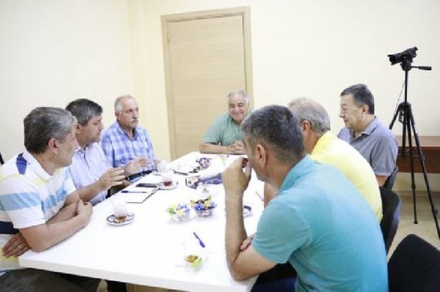 Media Klubu: Media azadlığını təhdid edən davranışlar dayandırılmalıdır