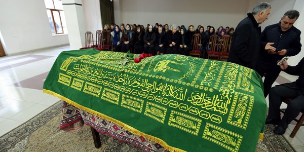 Azərbaycanda vəzifəli şəxs vəfat etdi