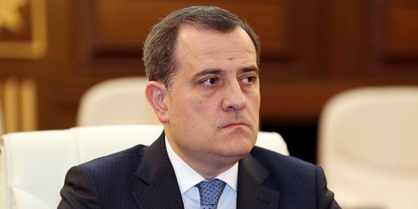 Təhsil naziri iclas keçirdi