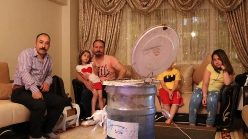 İstidən bezib, elə bir şey düzəltdi ki… – Cəmi 7-8 qəpiyə başa gəlir – FOTOLAR