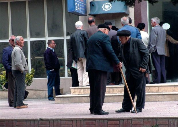 Pensiyaların orta aylıq məbləği artıb
