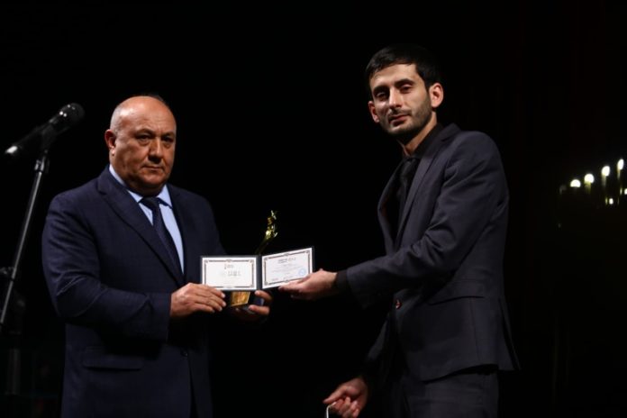 DYP polkovnikinə “Şəms” milli mükafatı verildi – FOTO