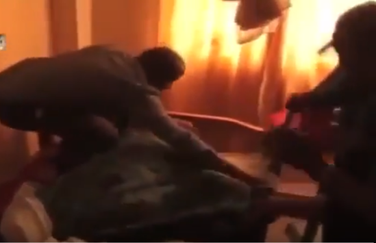 2 uşaq anasının intim videosu yayıldı – FOTO