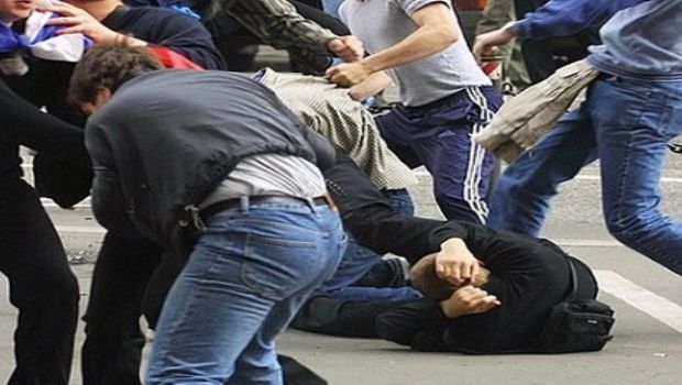 Tanınmış azərbaycanlı müğənnini küçədə döydülər – DAVANIN VİDEOSU