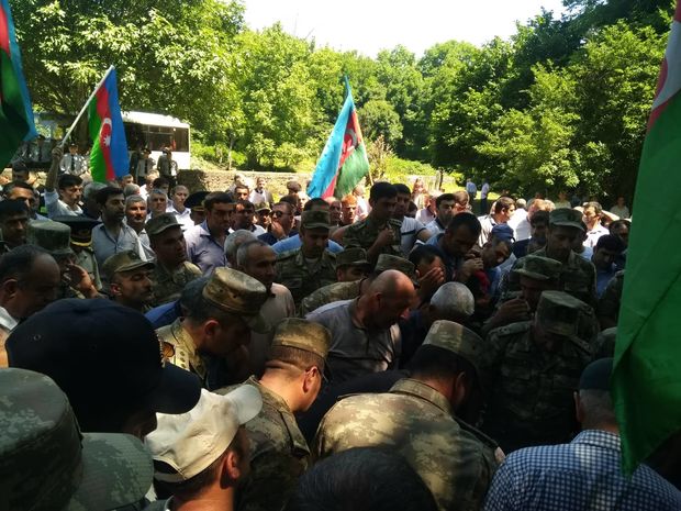 Azərbaycanın şəhid zabiti dəfn olundu – FOTO -VİDEO
