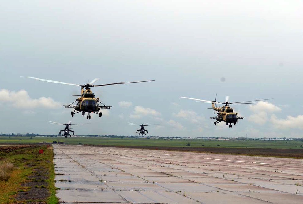 Azərbaycanın hərbi helikopterləri Türkiyəyə yola düşdü – FOTO