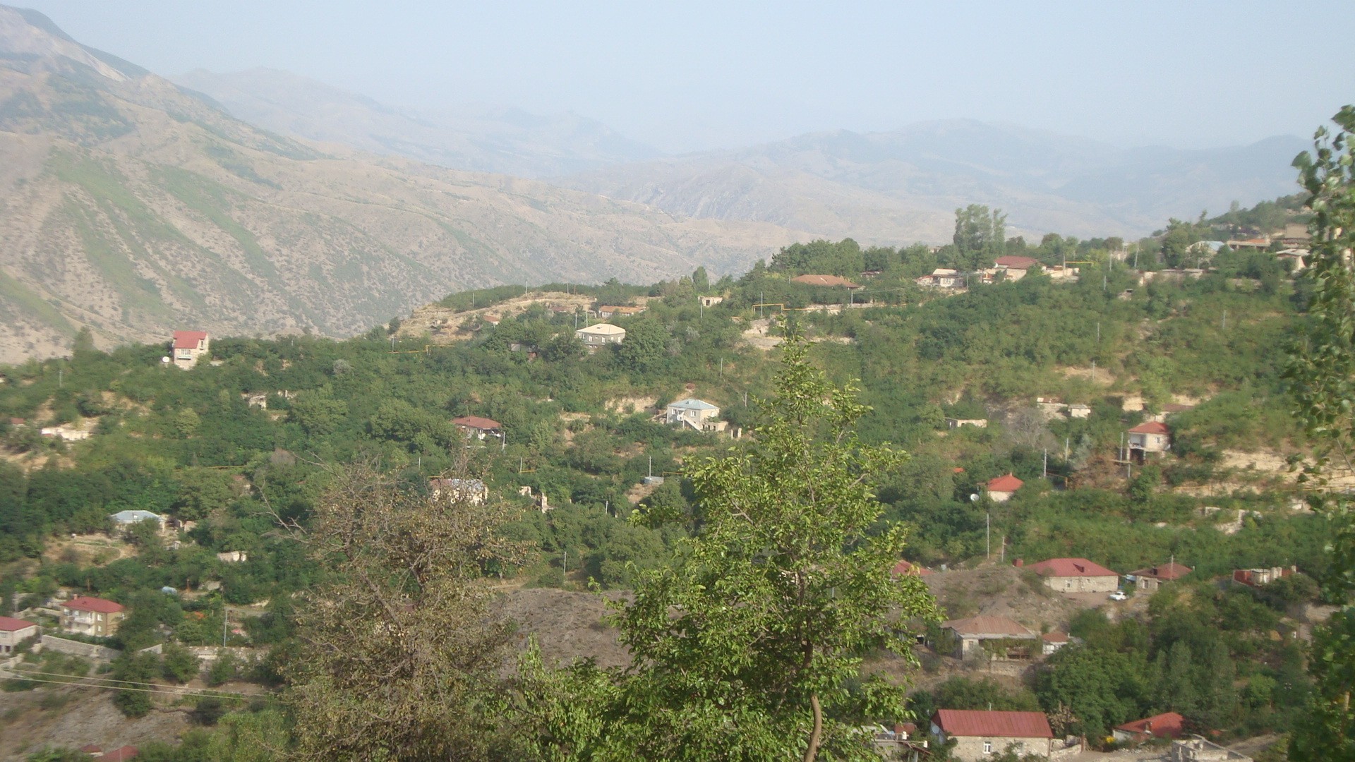 Laçının işğalından 27 il ötür