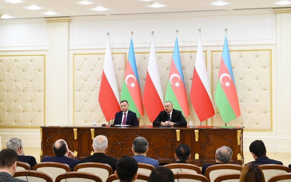 İlham Əliyev: “İşğalçı qüvvələr işğal edilmiş torpaqlardan çıxmalıdır”
