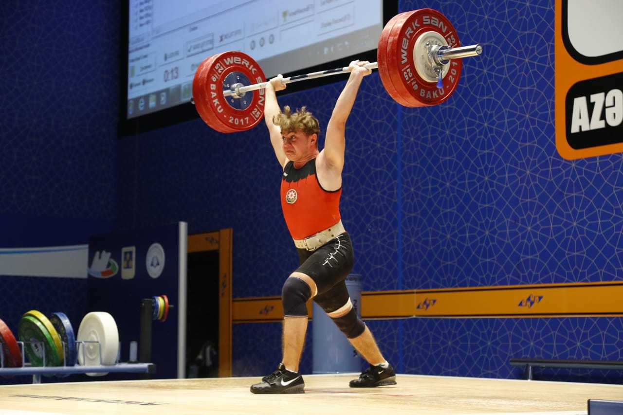 Ağır atletika üzrə gənclər arasında Azərbaycan birinciliyi başa çatdı – FOTOLAR