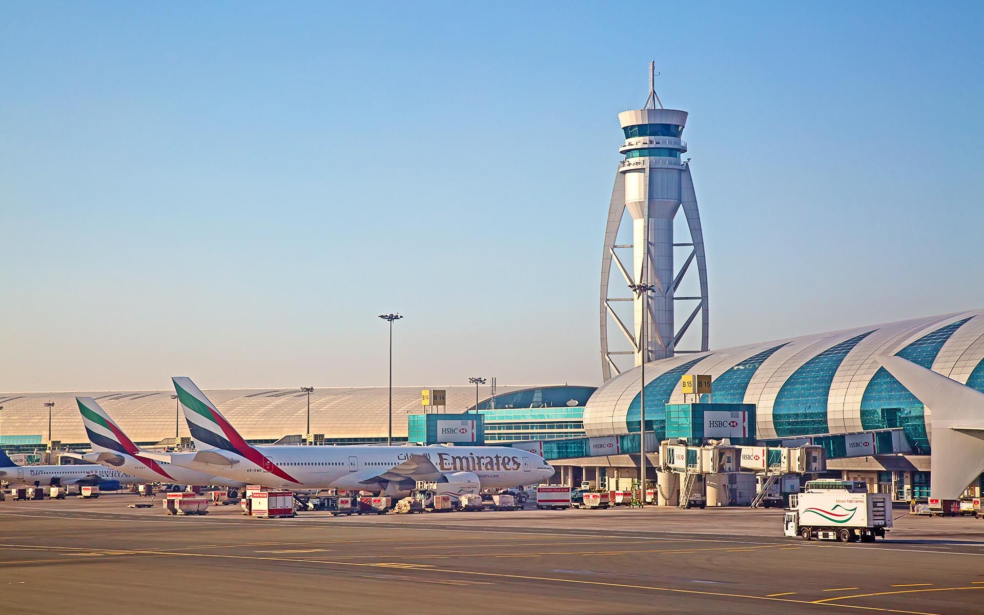 Dubay aeroportunda ABŞ-a məxsus təyyarə qəzaya uğradı