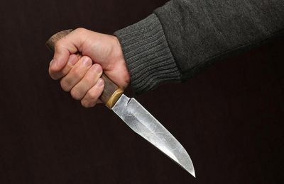 Bakı sakini özünə bıçaqla xəsarət yetirdi