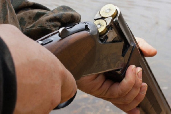 Azərbaycanda kişi gəlininin gizli görüşdüyü oğlanı tutdu və… – TƏFƏRRÜAT