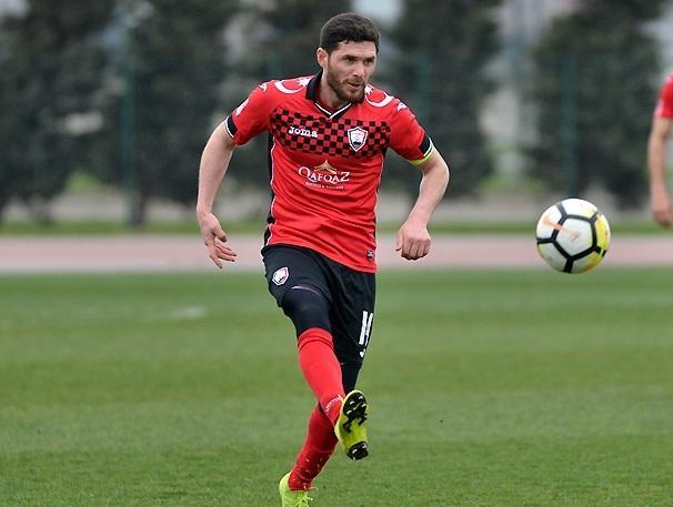 “Qəbələ” kapitanı ilə yollarını ayırdı