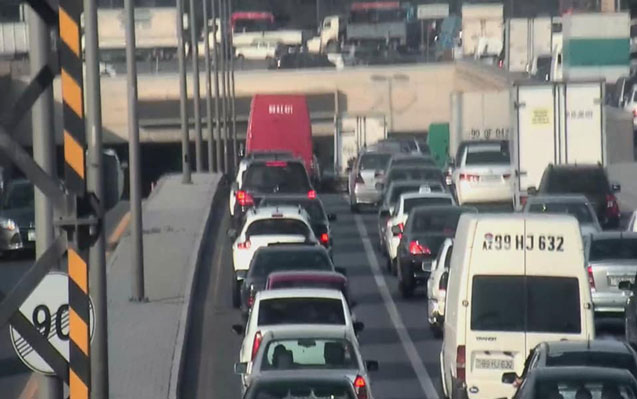 Bakıda yol qəzası: sıxlıq yarandı