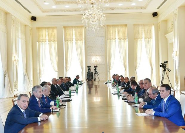 Nazirlər Kabinetinin ən yaşlı və ən gənc üzvləri onlardır – SİYAHI