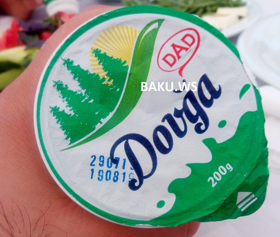 Bakıda yas yerində süfrəyə gətirilən dovğanı görənlər təəccübəndi – FOTO