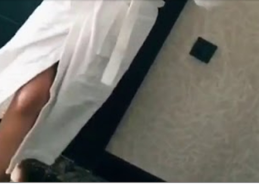 Azərbaycanlı aparıcının otel otağında qalmaqallı görüntüləri yayıldı – VİDEO