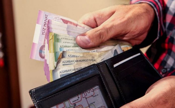 Azərbaycanda bu şəxslərin maaşı 50 faiz artdı – SƏRƏNCAM
