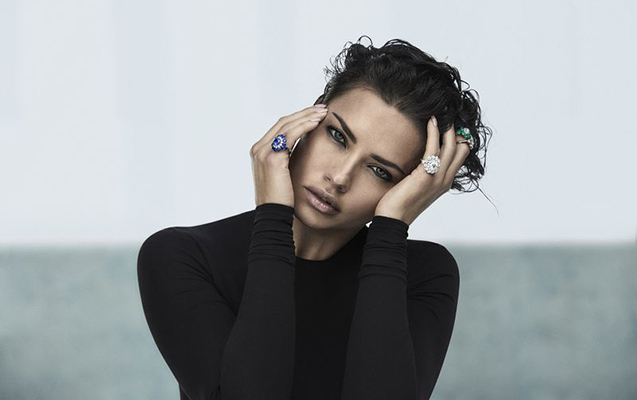 Adriana Amerika vətəndaşı oldu