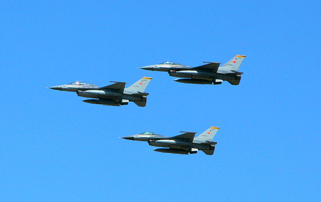 F-16 təyyarələri Azərbaycan səmasında – Fotolar – Video