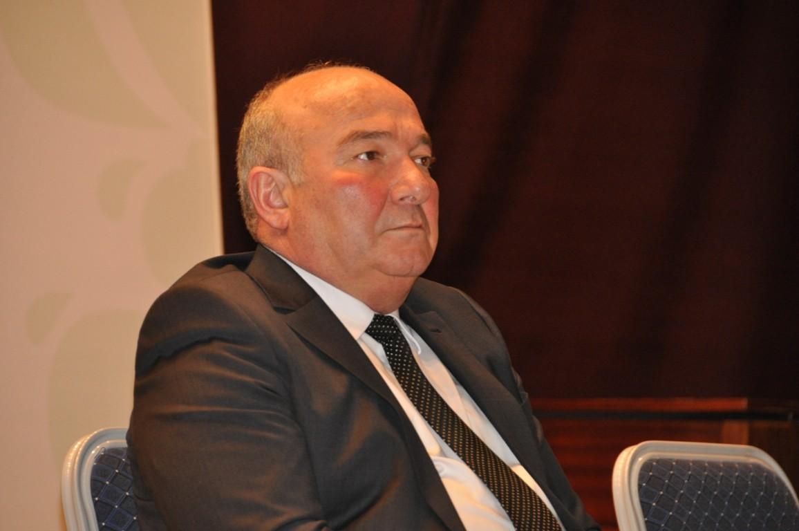 Beyləqanda 1 milyonluq tenderi mal bazarının müdiri udub? – İLGİNC