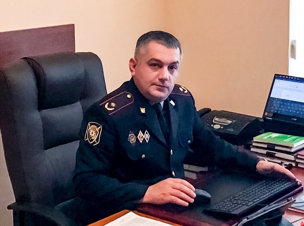 Polis şəhidlərin fotoları əks olunan plakatları söküb? – RƏSMİ CAVAB