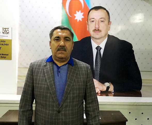 12 SAYLI VERGİLƏR DEPARTAMENTİNİN SƏDRİ SAHİBKARI İNTİHARA SÜRÜKLƏYİR-VİDEO