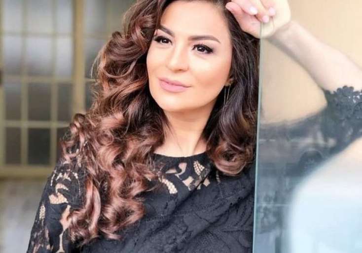 Aynur Dadaşova canlı efirdə yıxıldı – VİDEO