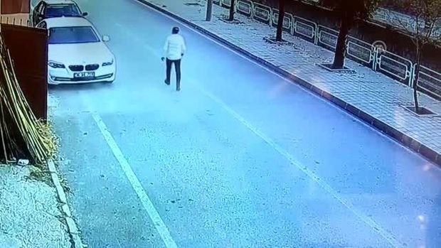 İnfarkt keçirən sürücünün qəza anı – VİDEO