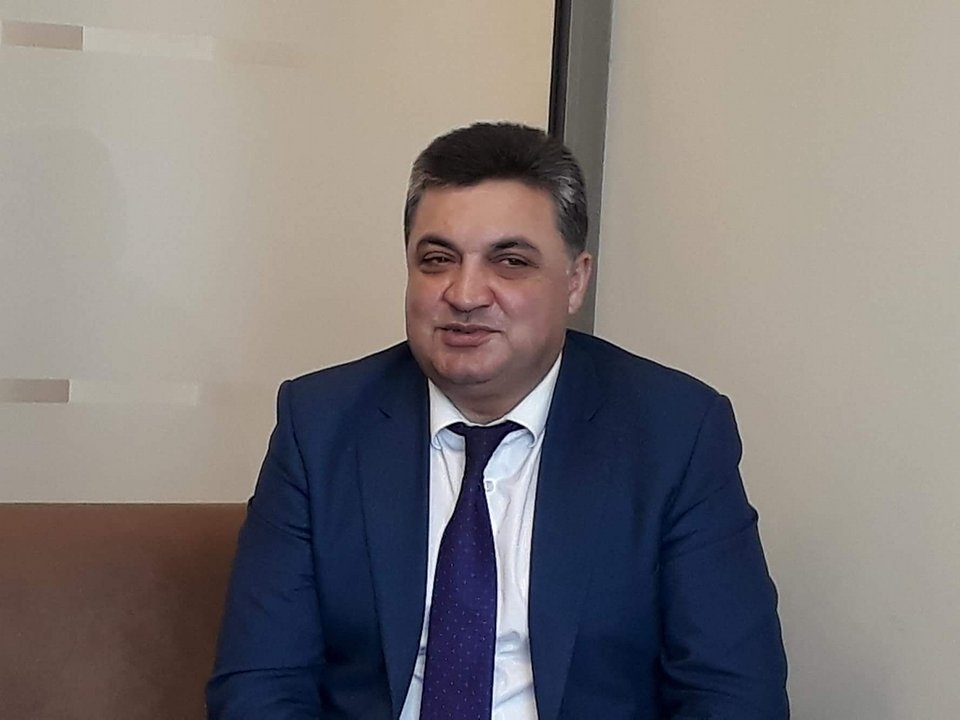 Prezident Namiq Mənanı təltif etdi – SƏRƏNCAM