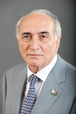 74 yaşlı prorektor yenidən deputat olmaq istəyir: “YAP-dan cavab gözləyirəm”