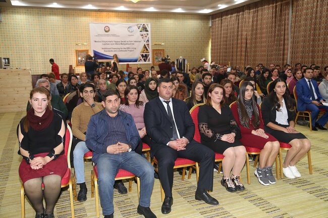 833 məcburi köçkün gəncə şəxsi biznesini qurmaq üçün avadanlıqlar təqdim edilib – FOTO