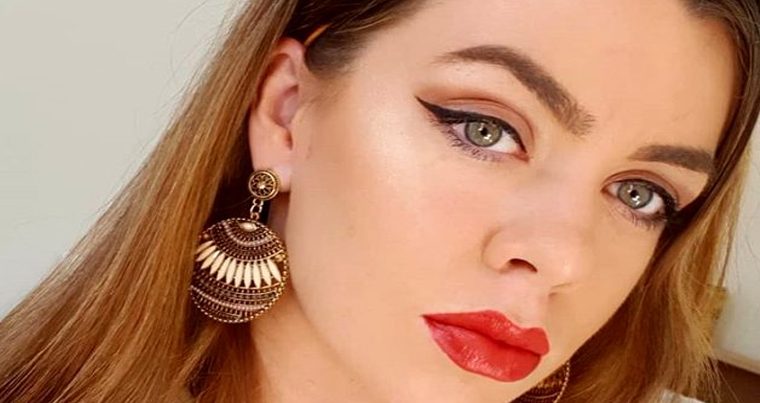 Gənc qıza edilən əxlaqsız təklif minlərlə insanın etirazına səbəb oldu – FOTOLAR