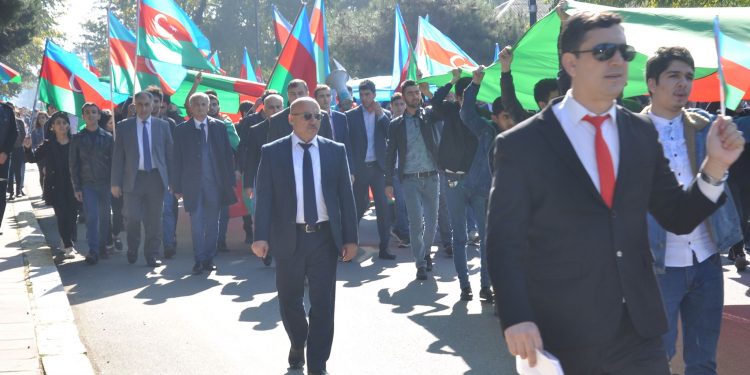 Lənkəranda möhtəşəm bayraq yürüşü