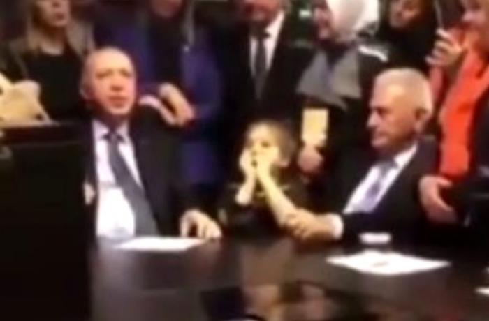 Balaca qız Ərdoğana elə söz dedi ki, hər kəs… – VİDEO