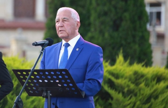 Ayda 125 min AZN aldığı deyilən sabiq icra başçısı korrupsiya ittihamına CAVAB VERDİ: “Allaha and olsun ki…”