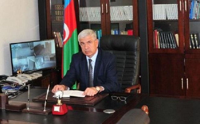 Yeni başçı sabiq nazirin dayısını işdən çıxartdı – Səbəb