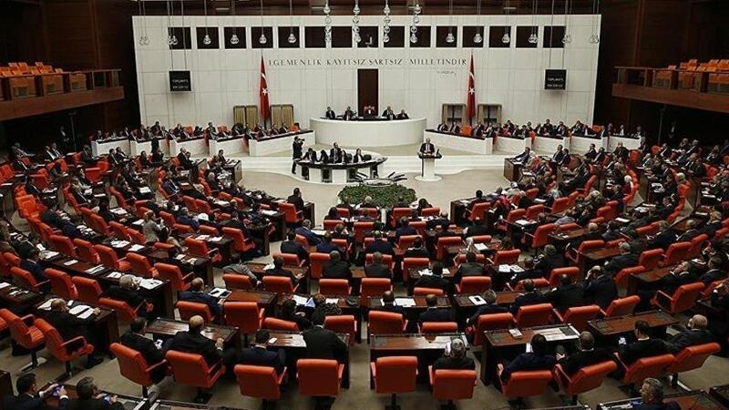Türkiyə Parlamentində QƏRİBƏ QƏRAR: bundan sonra qadınlar…