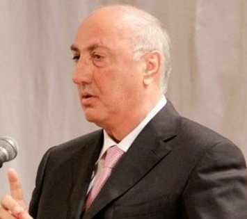 “Zakir Fərəcov 600 fəhləyə çatacaq pulu verməmək üçün…” – Şok ittihamlar
