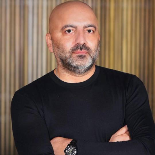 “Rüşvətlə, tapşırıqla mandat qazansanız, əvvəlkilərdən heç bir fərqiniz olmayacaq…”