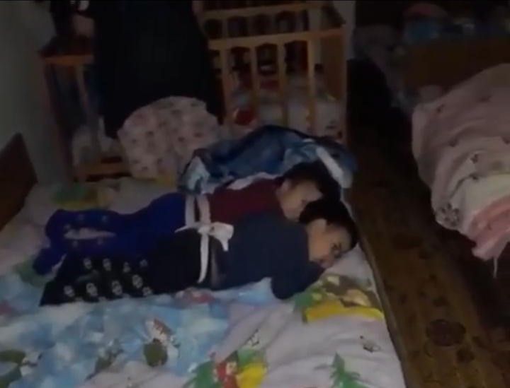 Azərbaycanda körpələr evindəki şok olayla bağlı RƏSMİ AÇIQLAMA: 2 tibb işçisi… – VİDEO