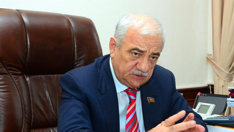 “Səttar Möhbalıyev həmin obyektlərlə dədə malı kimi davrandı, ona görə də insanlar məscidlərə getdilər”