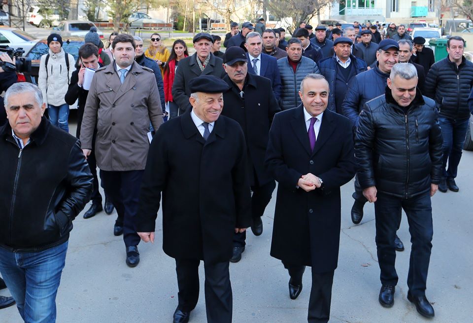 Azay Quliyevin seçicilərlə daha bir uğurlu görüşü – FOTOLAR
