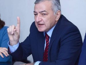 “Yaxın onilliklərə nə Azərbaycanın Qarabağı almaq fikri var, nə də bizim Qarabağı vermək”