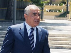 Əli Əsədov Artur Rasizadənin qərarını ləğv etdi