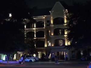 HƏYƏCAN: 1000 nəfərin olduğu otel binası MÜHASİRƏYƏ ALINDI – Onlarla polis əraziyə yeridildi