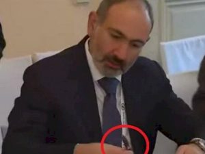 Hər kəs Paşinyanın dəliyə döndüyü bu GÖRÜNTÜLƏRDƏN DANIŞIR – İnanılmaz VİDEO