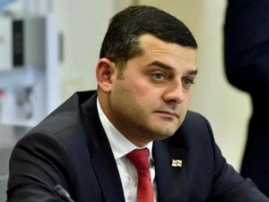 Deputat Savalan Mirzəyevdən ana dilimizə böyük hörmətsizlik – VİDEO